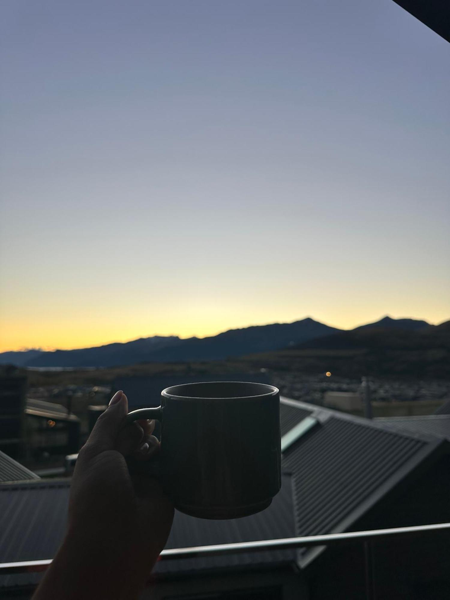 Remarkable View With Hot Tub Frankton Exterior foto